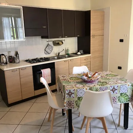 Holiday home Alma House